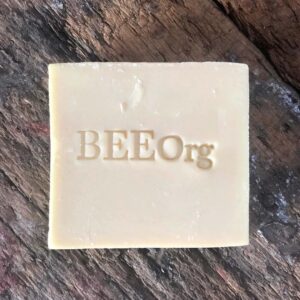 Alternative view of JABÓN NATURAL BARRA 100 g MIEL BEEOrg